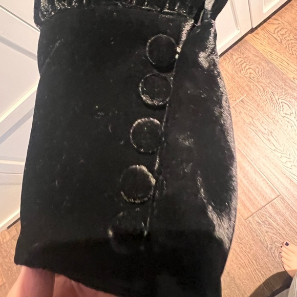 Reformation long sleeve velvet top - Picture 3 of 6